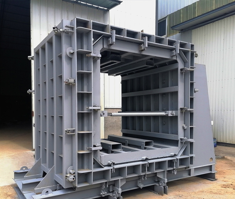 1651451724625524.jpg 管廊模具1.jpg